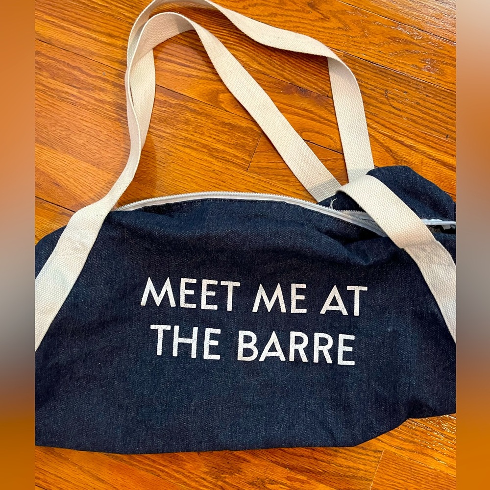 ‘Meet me at the Barre’ gym bag